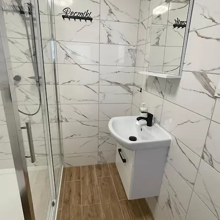 Pod Orzechem W Zaniemyslu Zaniemyśl