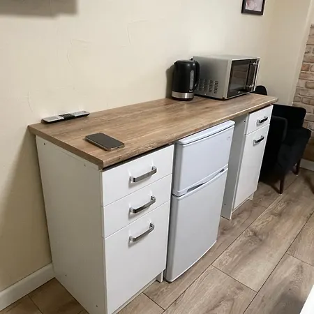 Pod Orzechem W Zaniemyslu Zaniemyśl