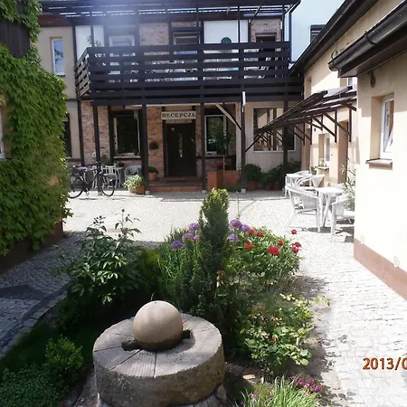 Habitación en casa particular Pod Orzechem W Zaniemyslu