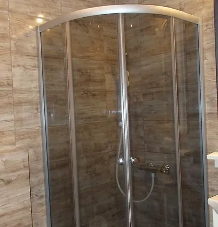 Habitación en casa particular Pod Orzechem W Zaniemyslu *