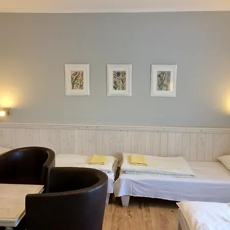 Pod Orzechem W Zaniemyslu