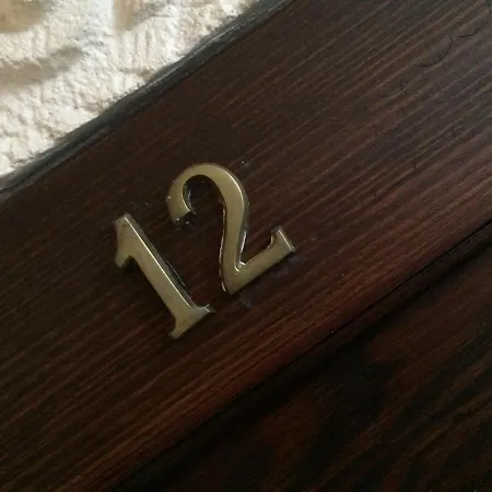 Pod Orzechem W Zaniemyslu *