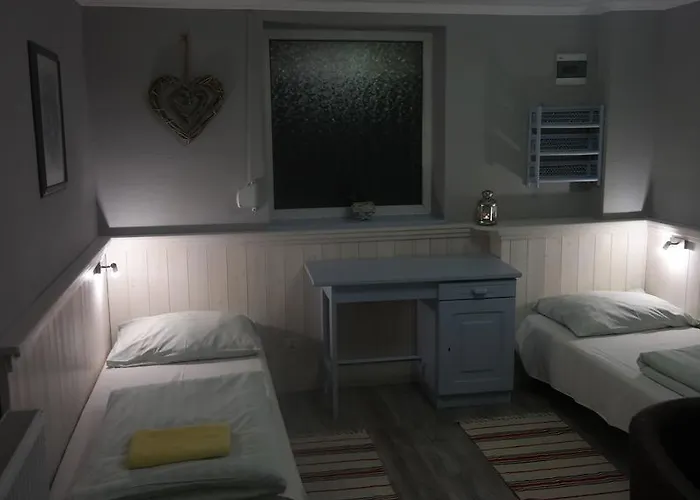 Pod Orzechem W Zaniemyslu * Zaniemysl