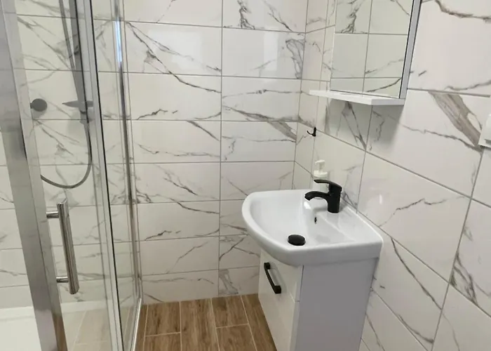 Pod Orzechem W Zaniemyslu Zaniemyśl