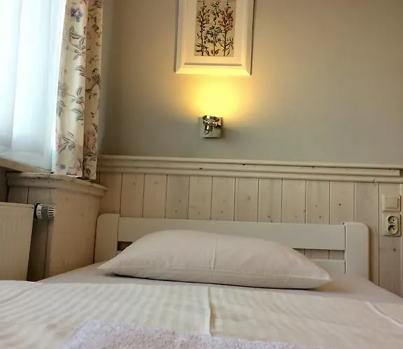 Pod Orzechem W Zaniemyslu Accommodatie bij particulieren *