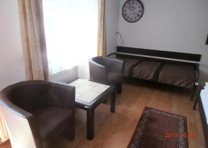 Pod Orzechem W Zaniemyslu